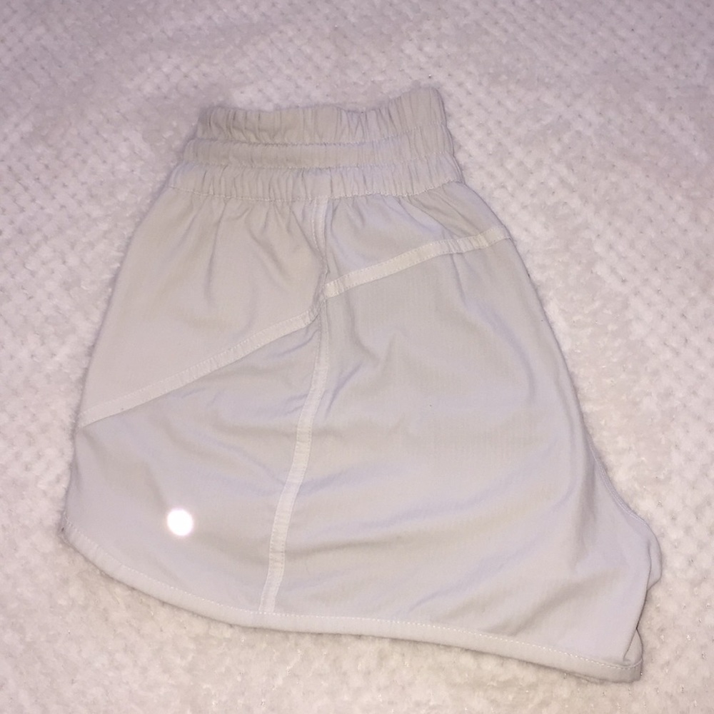 lululemon tracker shorts 4”